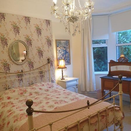 Private Room Near Roath Lake/Park Кардифф Экстерьер фото